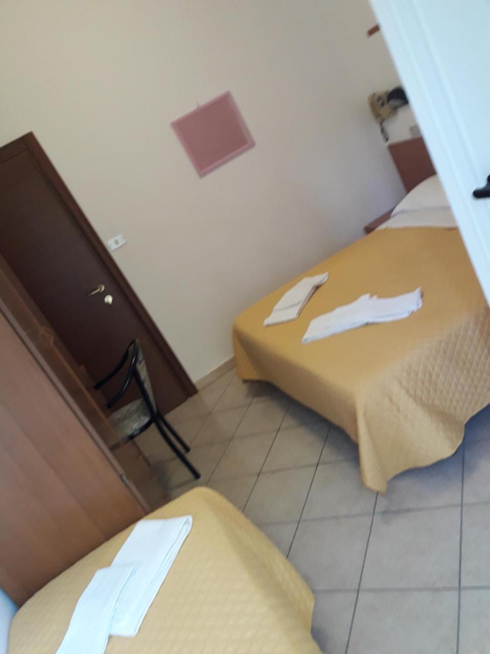 Hotel Penny Rimini Exterior foto